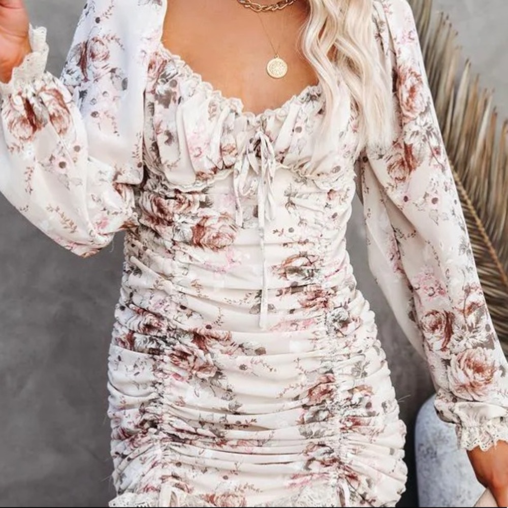 Floral print long sleeve mini rushed dress